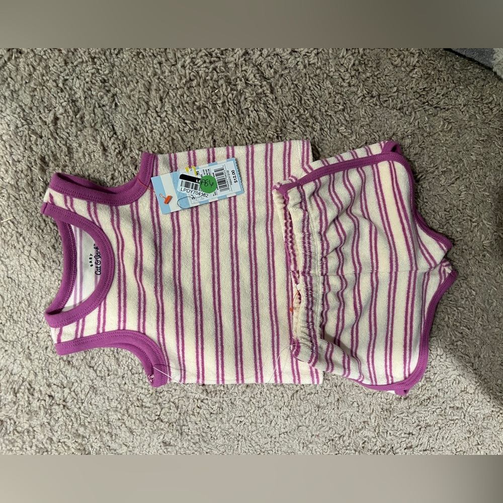 Cat and jack 2 piece set